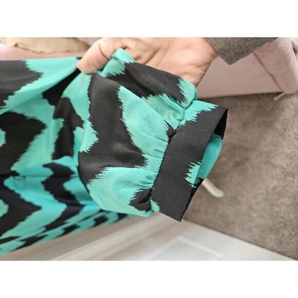Almost Famous Chevron Print Dress - Teal & Black - Picture 4 of 7